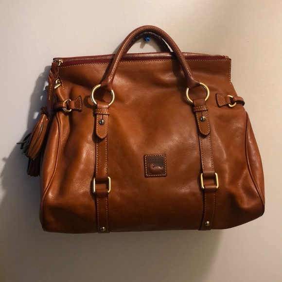 Dooney & Bourke Handbags - Dooney and Bourke Bag